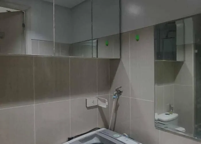 Yare Pasay For Rent Perfect For Front Of Mall Of *